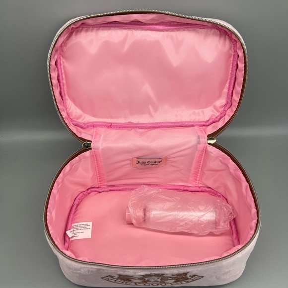 Juicy couture pink velour cosmetic bag - Picture 9 of 10